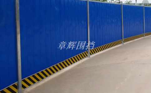 簡易圍擋在馬場或養殖場中的使用如何提升動物的生存環境？（養殖場中簡易圍擋的環境改善作用）