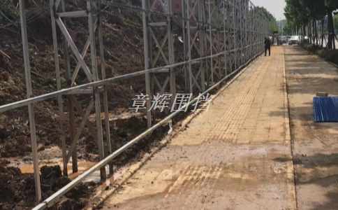 簡(jiǎn)易圍擋在城市綠化和景觀美化中的作用如何發(fā)揮?(簡(jiǎn)易圍擋在城市綠化中的應(yīng)用實(shí)踐) 簡(jiǎn)易圍擋在城市綠化和景觀美化中的作用如何發(fā)揮?(簡(jiǎn)易圍擋在城市綠化中的應(yīng)用實(shí)踐)