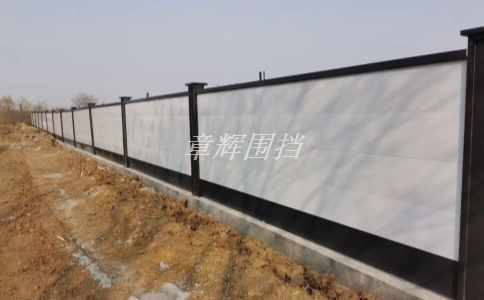 簡(jiǎn)易圍擋的承重能力是否需要經(jīng)過測(cè)試？